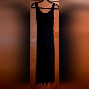 Vintage 90's Chic Black Sleeveless Maxi Dress